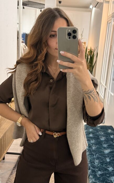 CAMISA ACETINADA - CASTANHO
