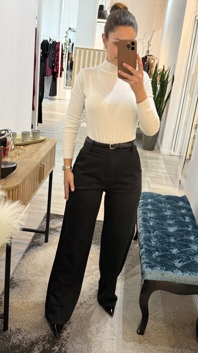 CALÇA ESSENCIAL - PRETA