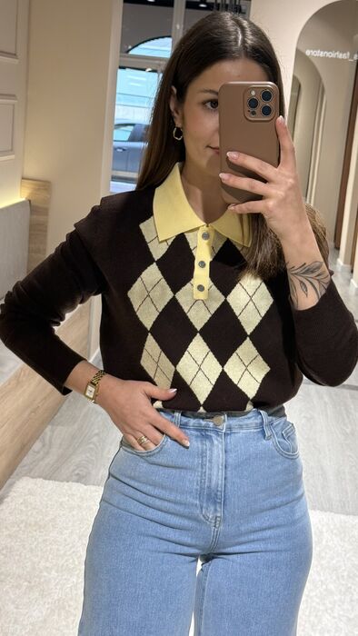 POLO TRICOT ARGYLE - CASTANHO & AMARELO