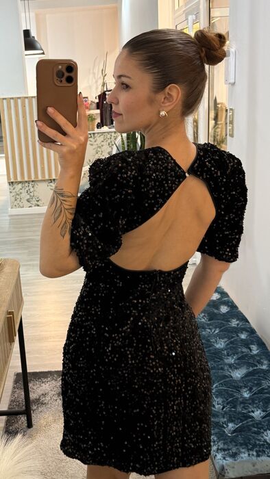 VESTIDO LANTEJOULAS - PRETO