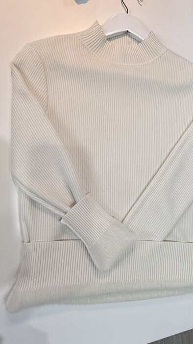 CAMISOLA PÊLO POR DENTRO CANELADA - OFF WHITE
