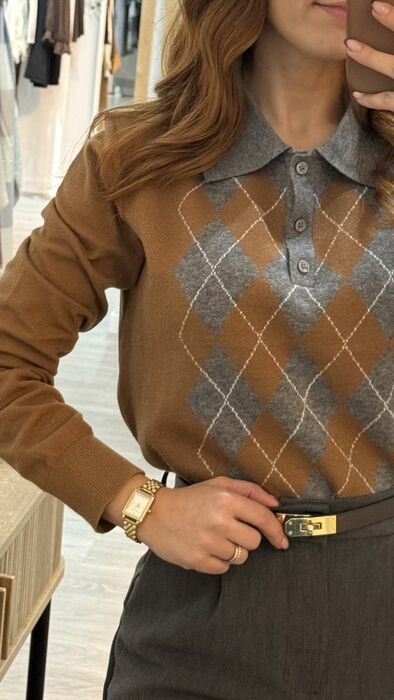 POLO TRICOT ARGYLE - CARAMELO & CINZA