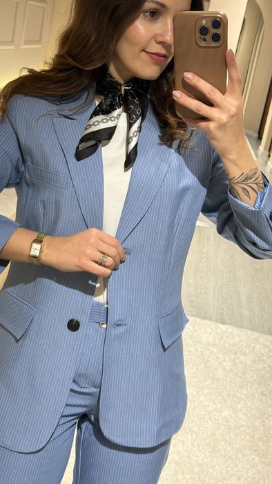 BLAZER ESTRUTURADO RISCA DE GIZ - AZUL CLARO