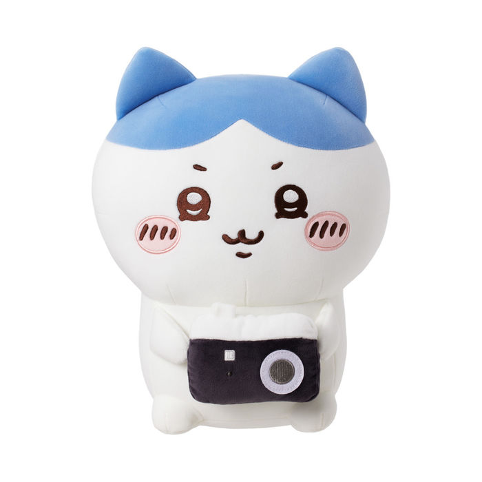 Peluche Sentado Versão com Adereços do Chiikawa (Hachiware)