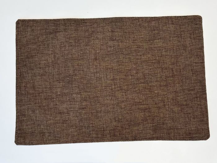 Base de Mesa em Tecido Dupla Camada (Castanho)