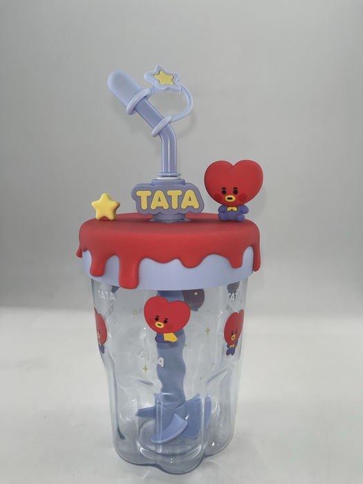 BT21 BABY - Garrafa de Plástico com Palhinha 560mL (TATA)