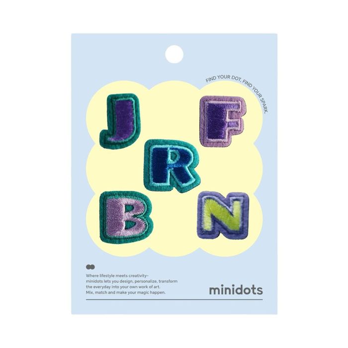 Pendentes Bordados com Letras da Dopamine (B, F, J, N, R)