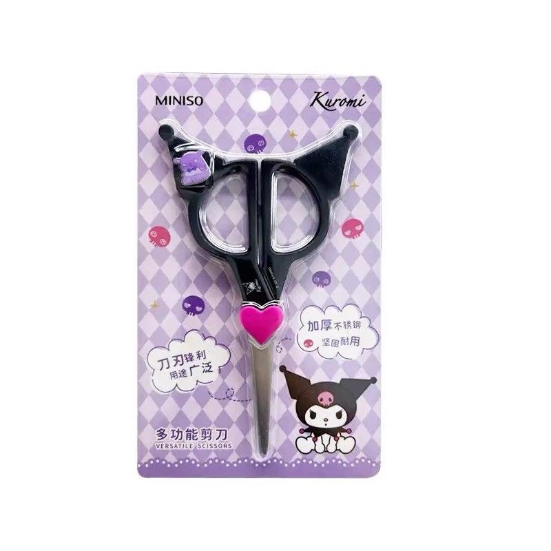 Tesoura em Forma de Kuromi