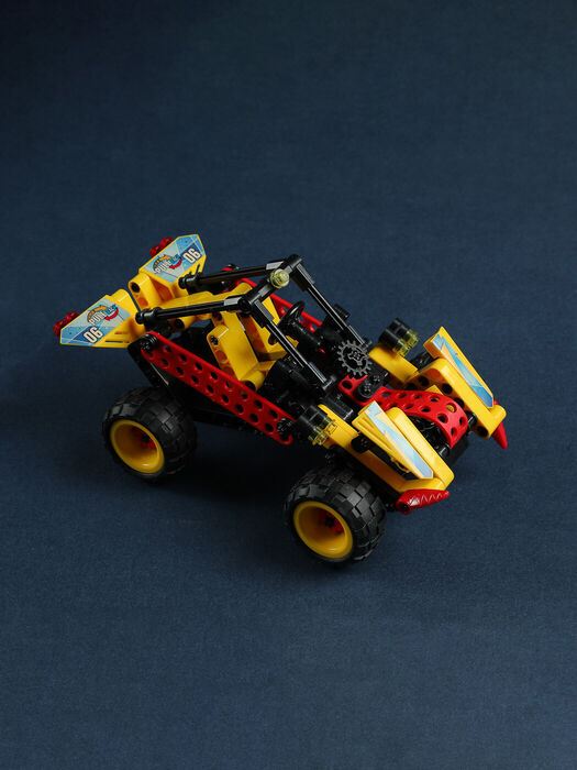 Kit Construção Carro de Corrida Amarelo (200 Peças)