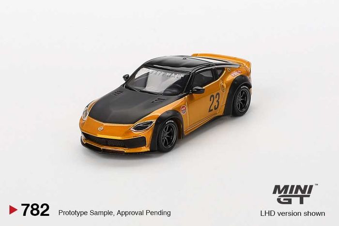 MINI GT 2024 Nissan Fairlady Z LB Nation Works Gold 1/64 (782)