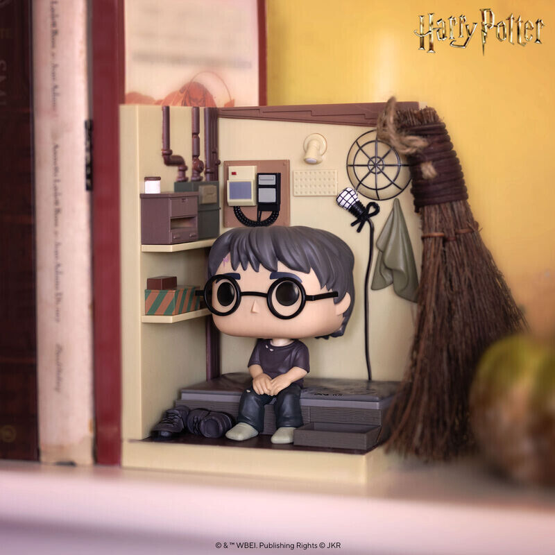 Funko Pop Nooks Harry Potter in Cupboard