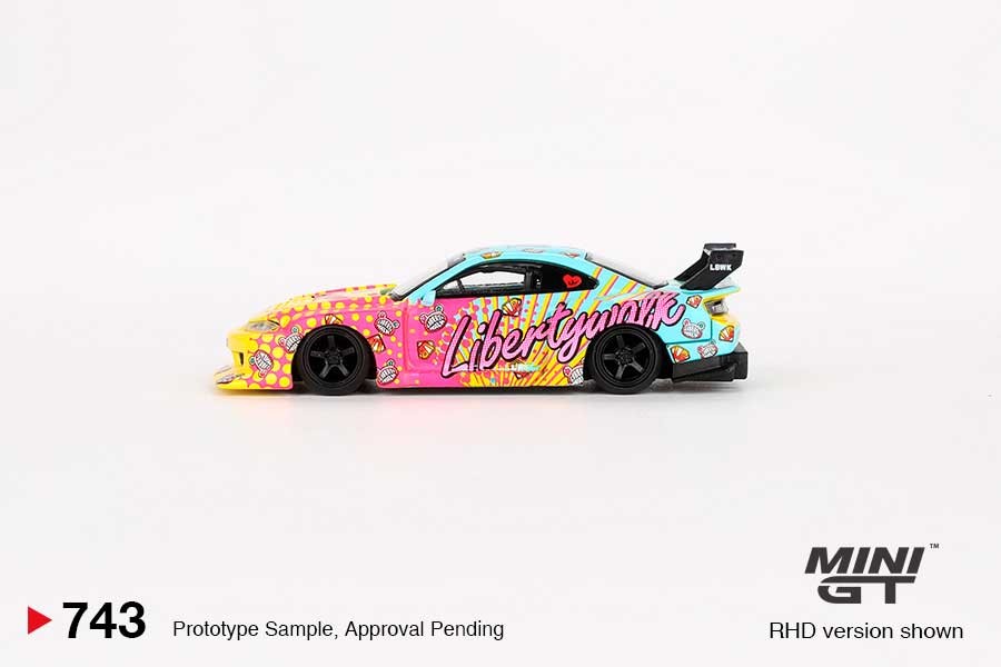 MINI GT Nissan LB-Super Silhouette S15 SILVIA LBWK KUMA 1/64 (743) 3