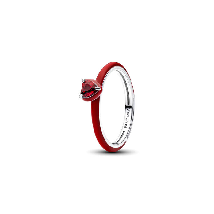 Anel feminino Pandora com esmalte vermelho no aro e a forma de um coração com uma zircónia no topo.