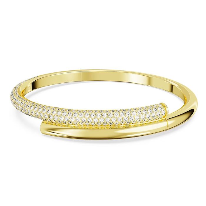 Escrava dourada Swarovski com um aro polido e cravado de cristais incolores.
