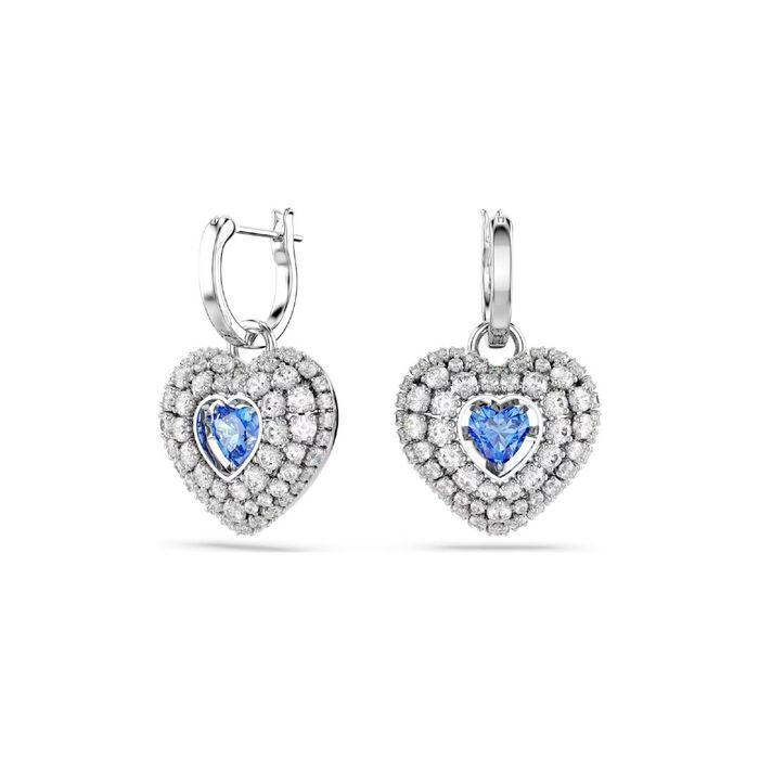 Argolas prateadas Swarovski com um pendente em coração com cristais incolores e uma azul no centro.