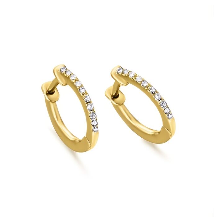 Argolas femininas LECARRÉ em ouro amarelo de dezoito quilates, com diamantes na parte frontal.