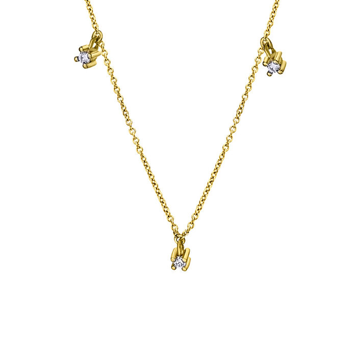 Vista aproximada de colar feminino em ouro amarelo de dezoito quilates com três zircónias pendentes.