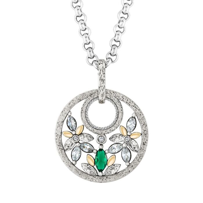 Colar com medalha Tashi com dois círculos e elementos florais em dourado e cravados de zircónias.