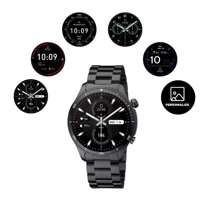 Smartwatch masculino One de bracelete preta e com ecrãs com designs personalizados à volta.