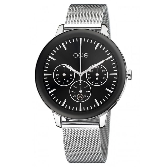 Smartwatch feminino One de bracelete em malha milanesa prateada e com uma caixa circular.