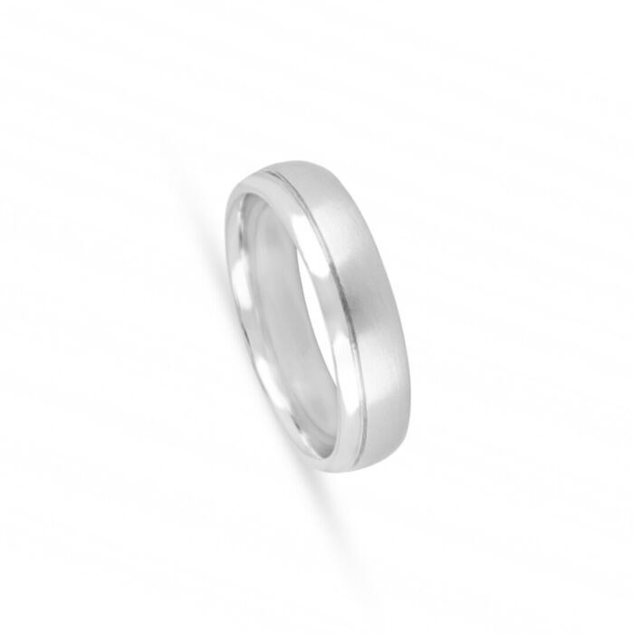 Aliança de casamento da Romantis em ouro branco de 19.2kl de acabamento polido e lixado.