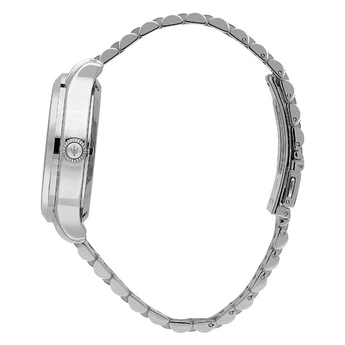 Relógio prateado Maserati vista lateral com bracelete metálica e coroa com logótipo