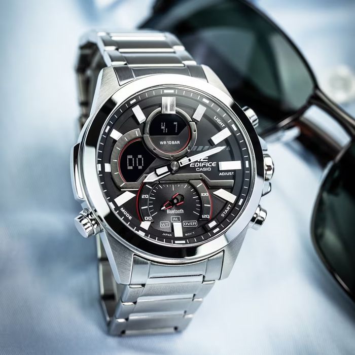 Relógio CASIO Edifice ECB-30D-1AEF