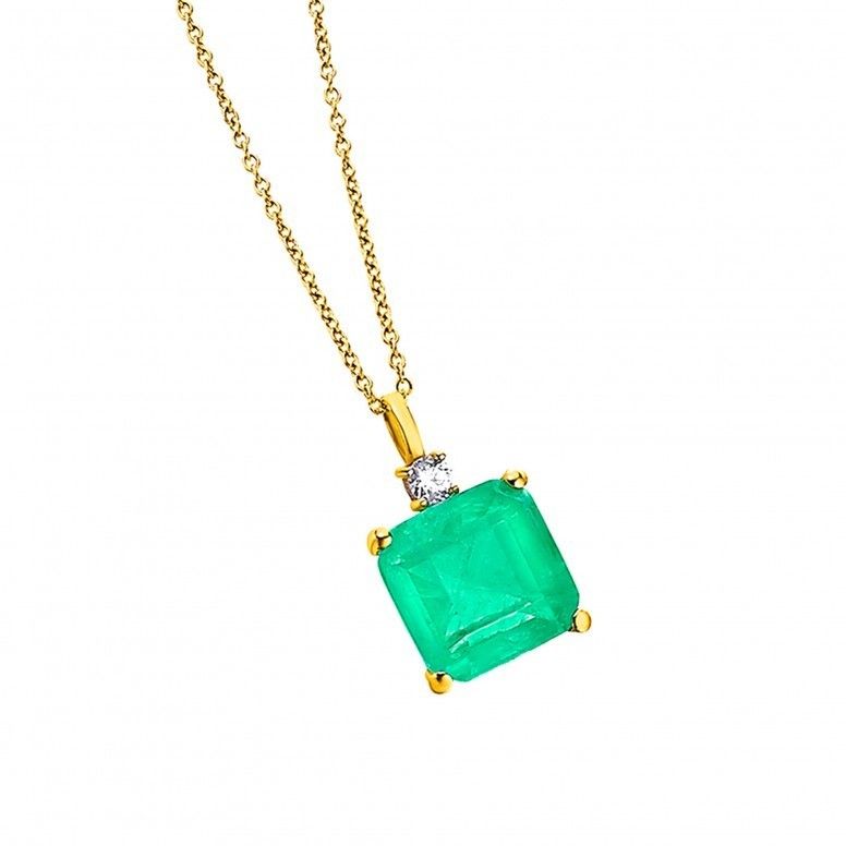 Colar ouro amarelo com um pendente quartzo quadrado de cor verde e um topázio pequeno branco no topo