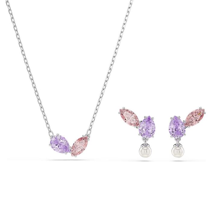 Colar com cristais e brincos com pedras e uma pérola sintética da Swarovski em aço prateado.