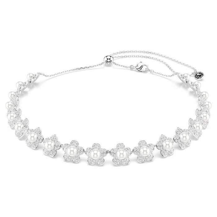 Colar feminino Swarovski prateado com malha em forma de flores com cristais e pérolas sintéticas.