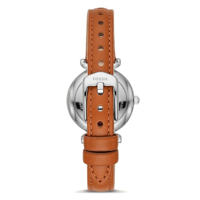 Relógio feminino da fossil com bracelete em pele castanha visto de trás.