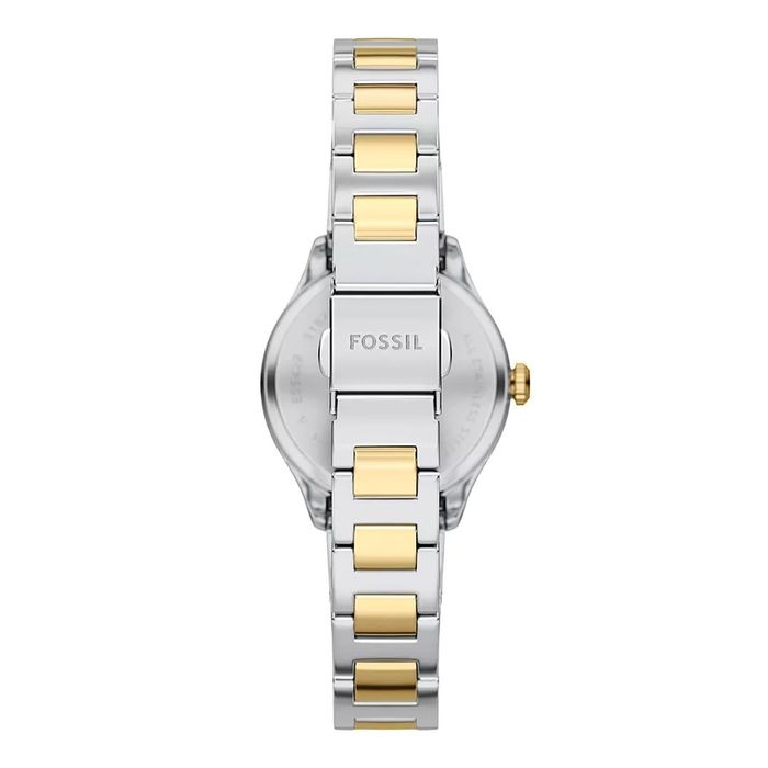 Relógio Fossil feminino com bracelete em aço inoxidável bicolor dourado e prateado, visto de trás.