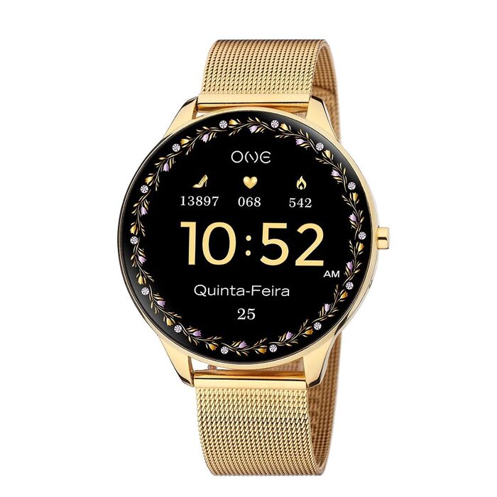 Smartwatch One de bracelete milanesa dourada e mostrador digital com informações diárias.