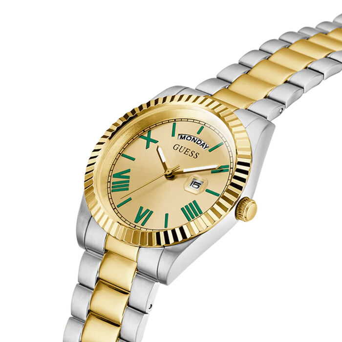 Relógio Guess masculino com bracelete bicolor com função de calendário.