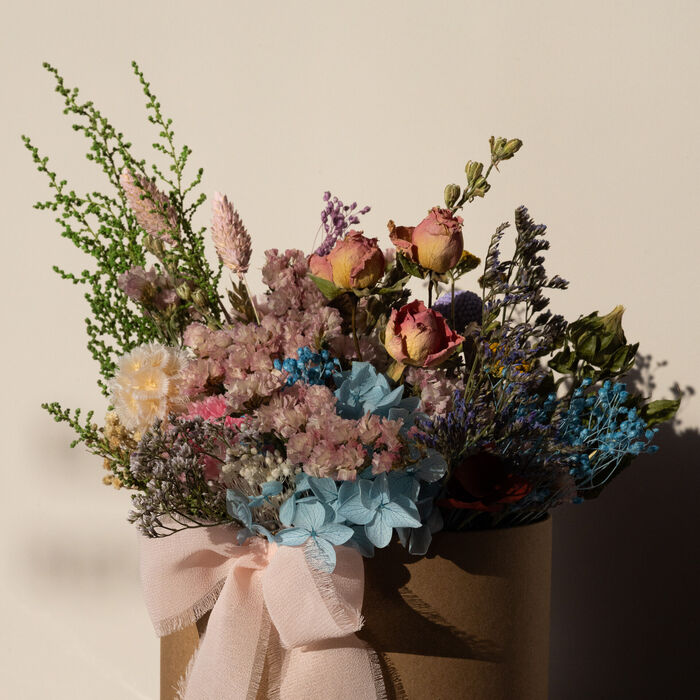 EDIÇÃO ESPECIAL: CAIXA COM FLORES 