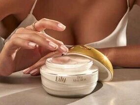 Creme Hidratante Acetinado Lily, 250g