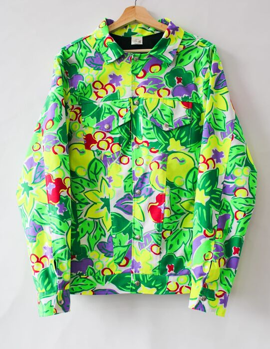 Booming jacket