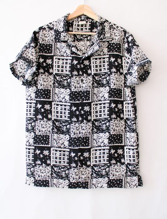 Black Tile Shirt