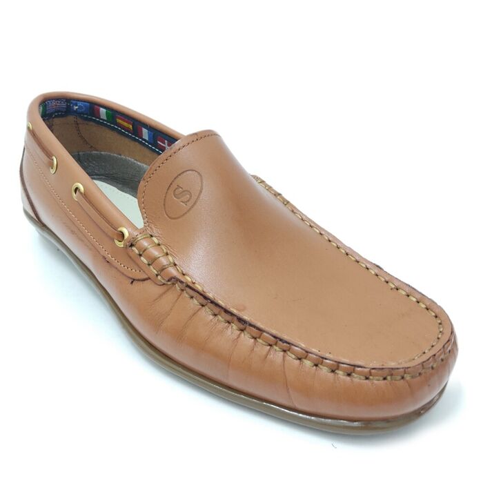 Mocassins em pele camel lisa [116]