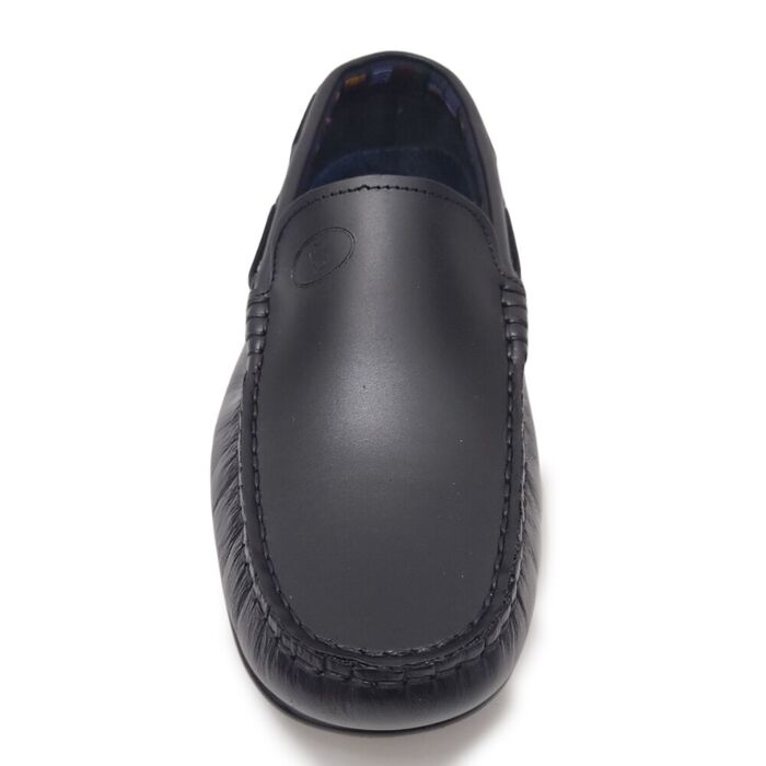 Mocassins em pele preta [116]