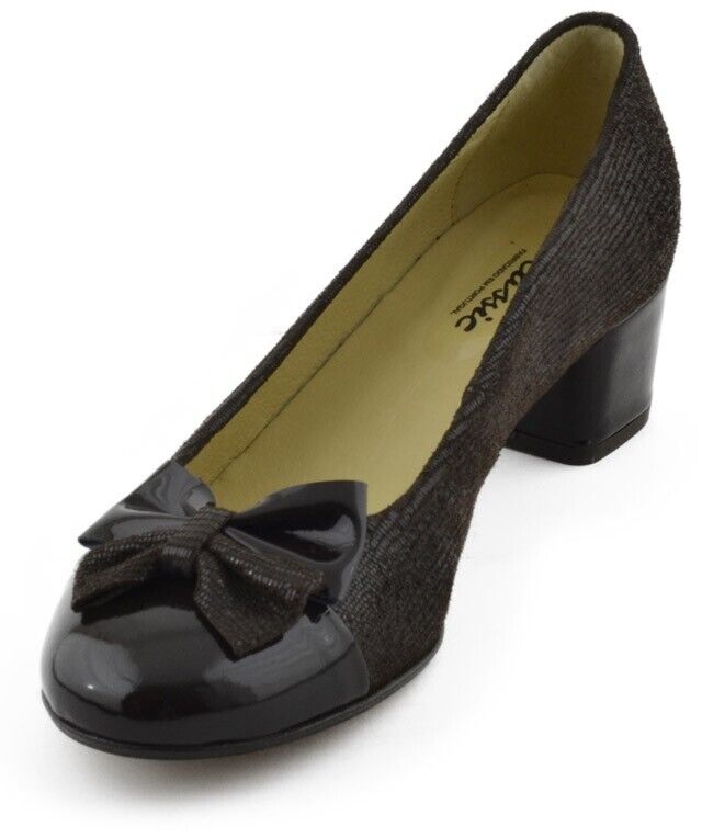 Sapato Senhora Classic Iguana verniz em castanho [4232]