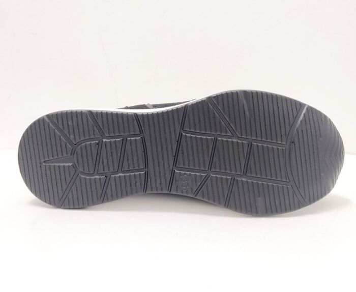 Sapato desportivo LAPIERCE preto [DS50]