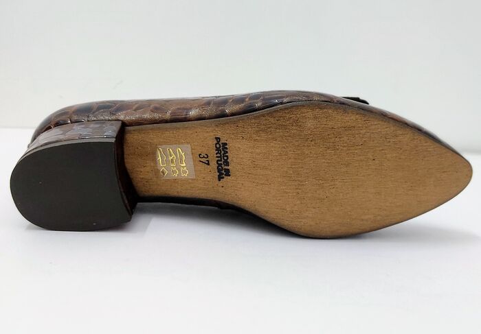 Sapato de salto baixo Classic croco castanho [4556]
