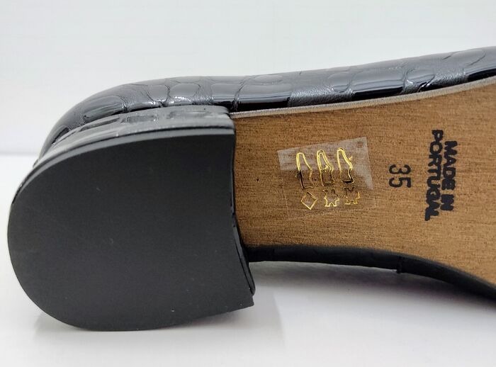 Sapato de salto baixo Classic croco preto 4556PRE