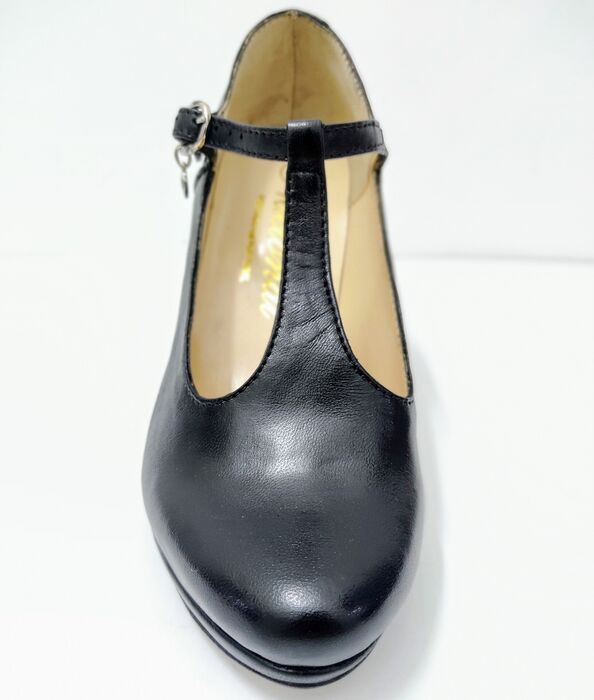Sapato de Dança Nacional preto [200]