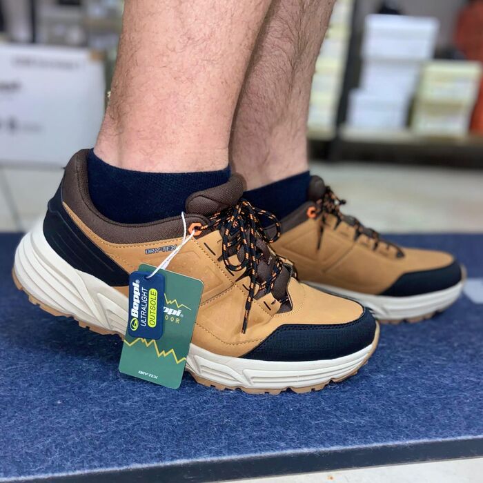 Sapatos Trekking BEPPI em camel