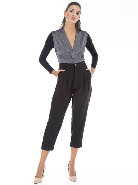  Calça com pinças