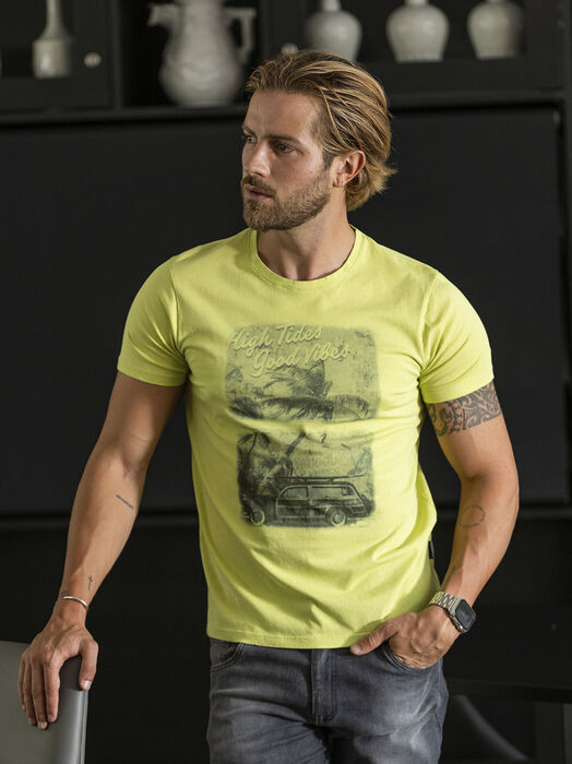T-shirt estampada (+ Cores)
