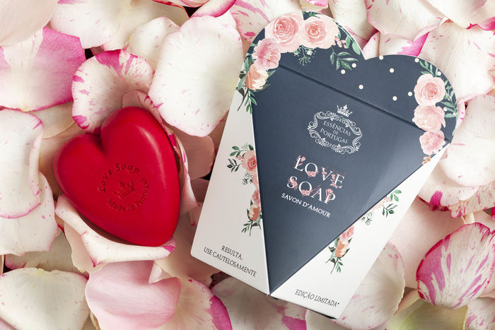 Love Soap - Edição Especial - Rose Edition