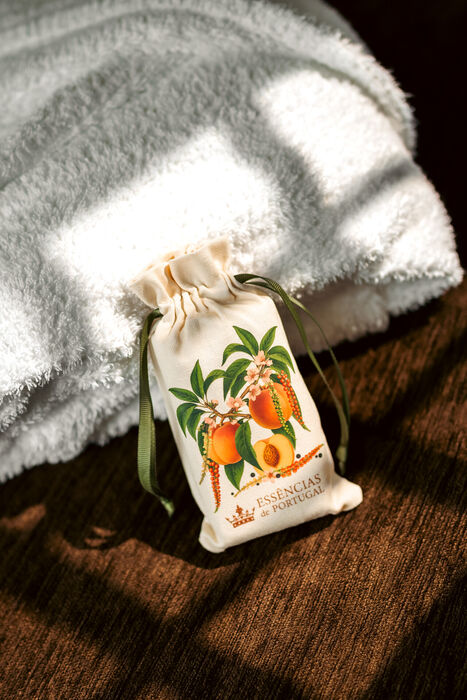 Sachet Sabonete Canto IX - Flor de Pessegueiro e Pimenta Preta